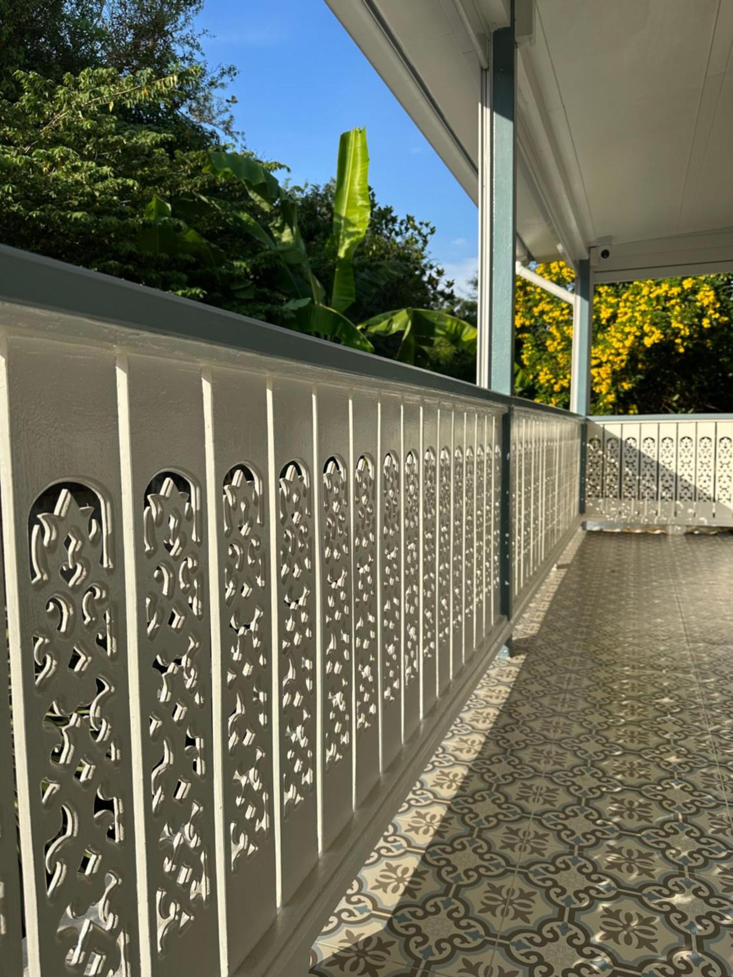 Hotel Baan Debtida Bangkok Exterior foto